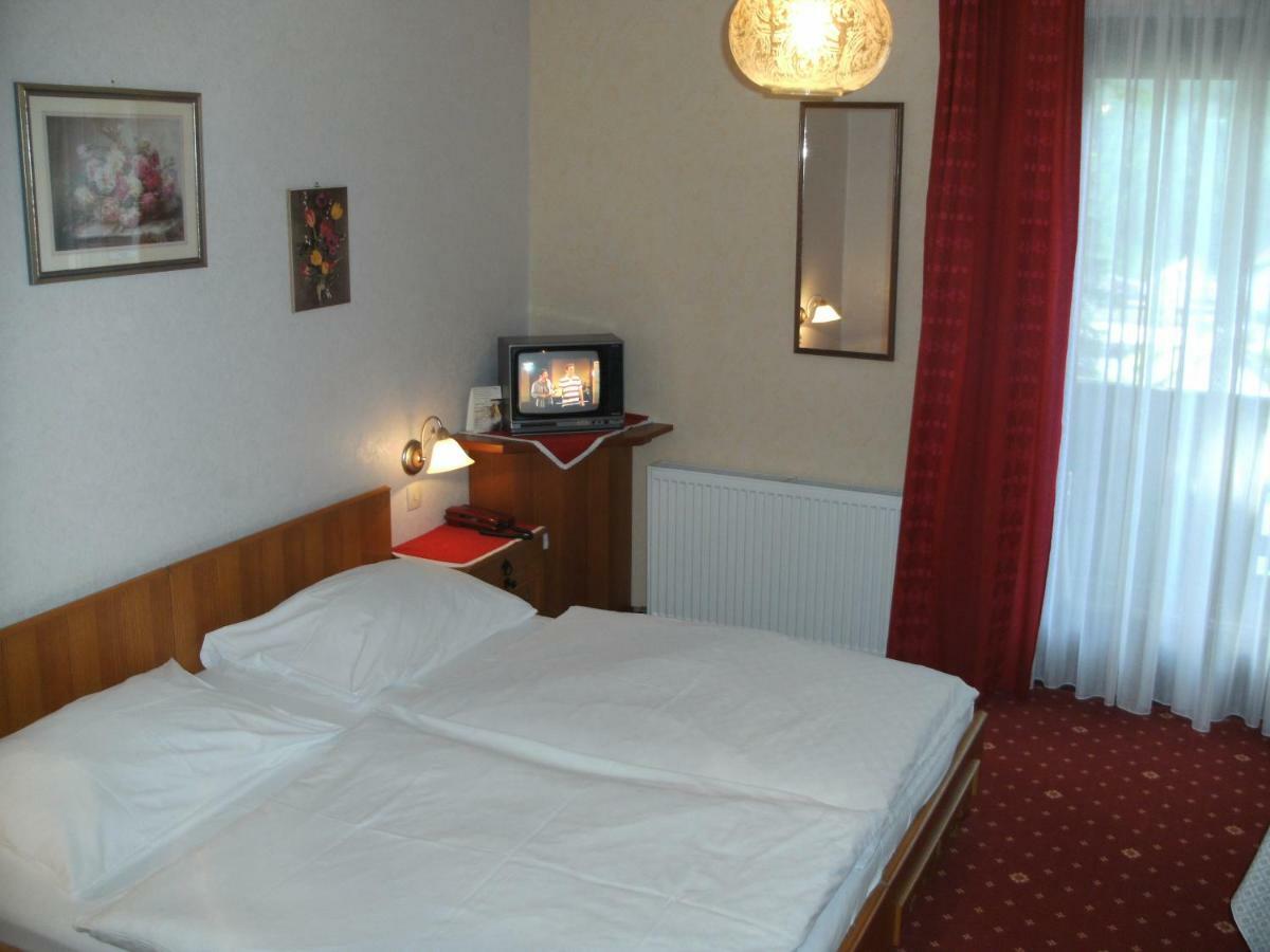 Berghof Hotel Gaming Buitenkant foto