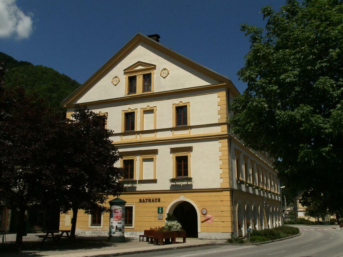 Berghof Hotel Gaming Buitenkant foto